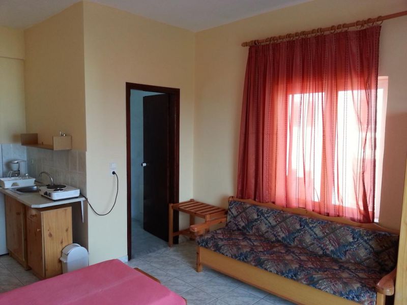 Studio Thodorou 2*