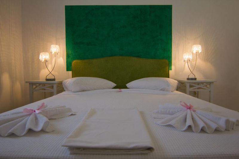 Sunny Hill Studios 3*