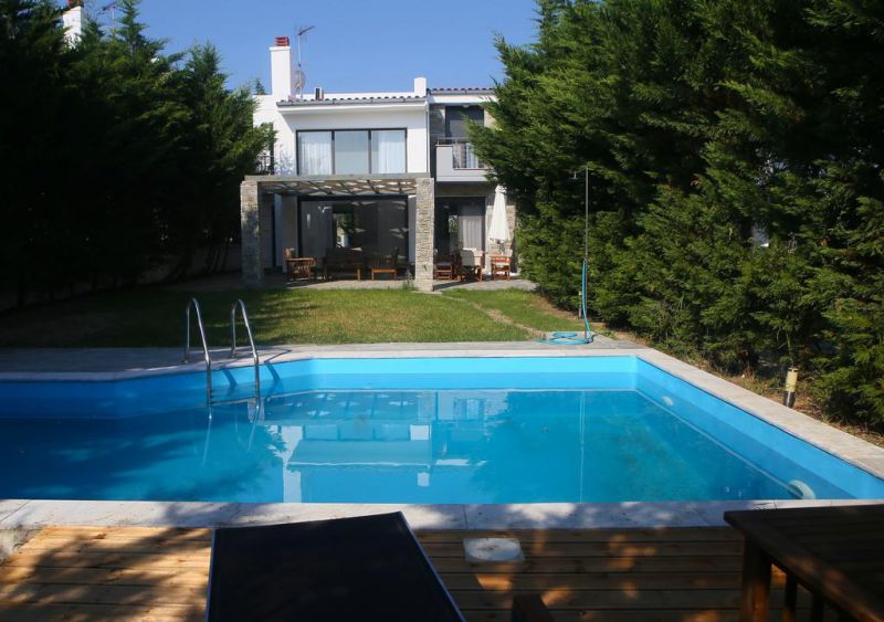 Sunny Sani Luxury Villas 5*