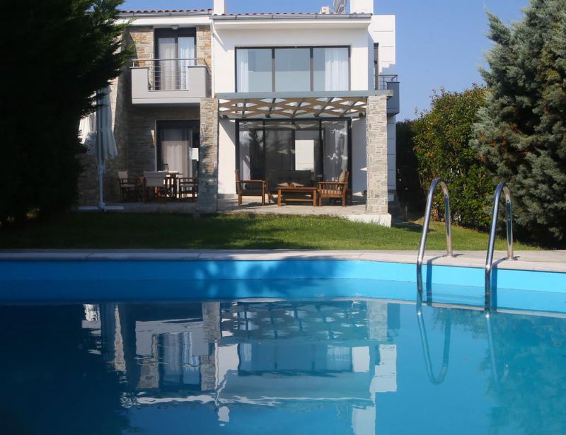 Sunny Sani Luxury Villas 5*