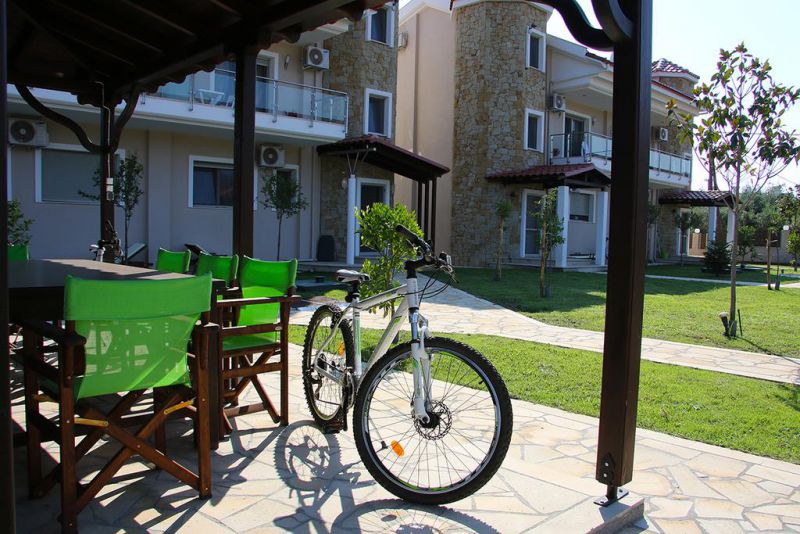 Toroni Luxury Villas 5*