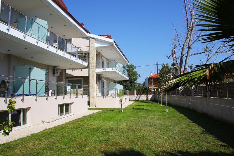 Toroni Luxury Villas 5*