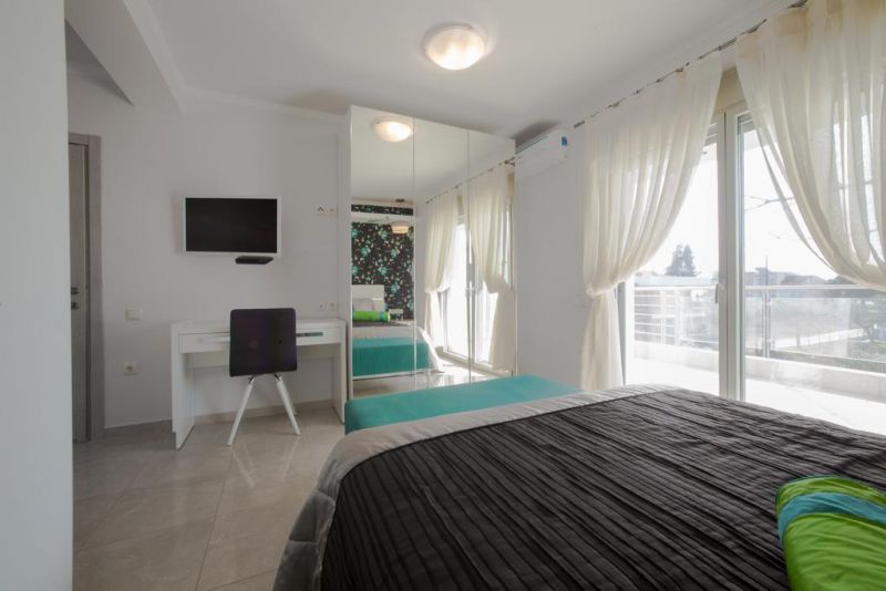 Toroni Luxury Villas 5*