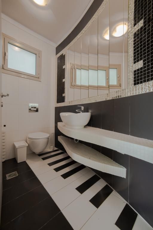 Toroni Luxury Villas 5*