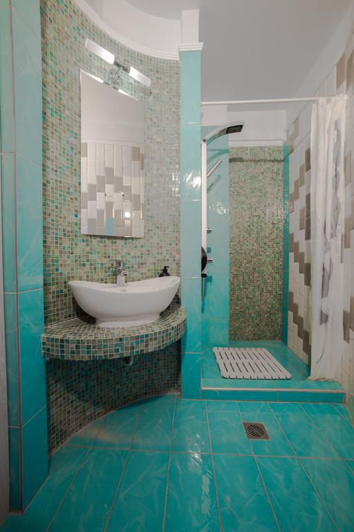 Toroni Luxury Villas 5*