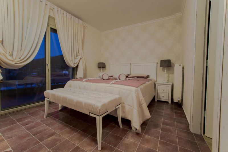 Toroni Luxury Villas 5*