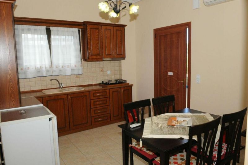 Toulas Apartments 3*