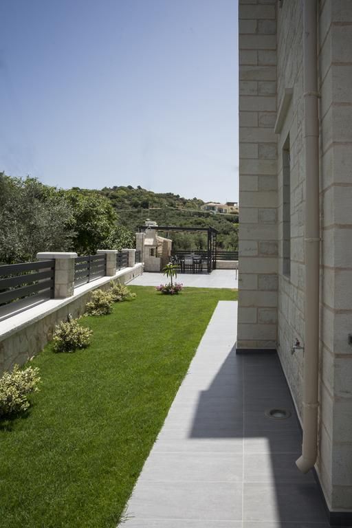 Villa Azalea Almyrida 1*
