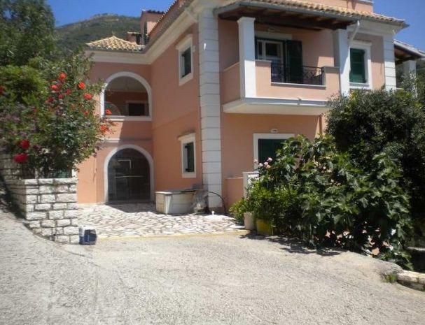 Villa Nestoras 3*