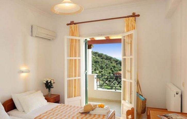 Villa Nestoras 3*