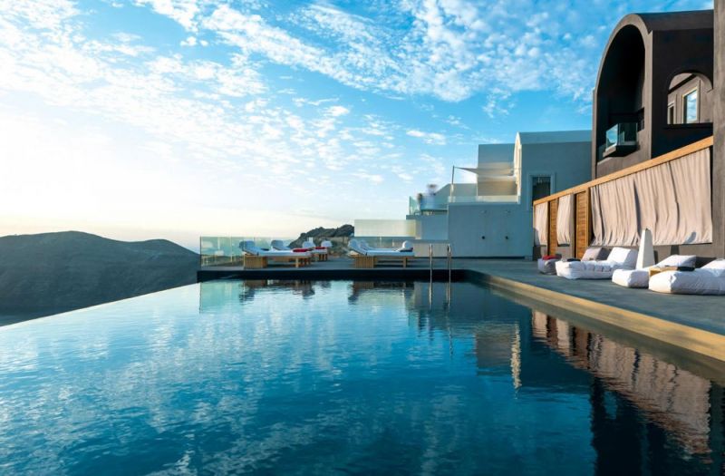 West East Suites 5*