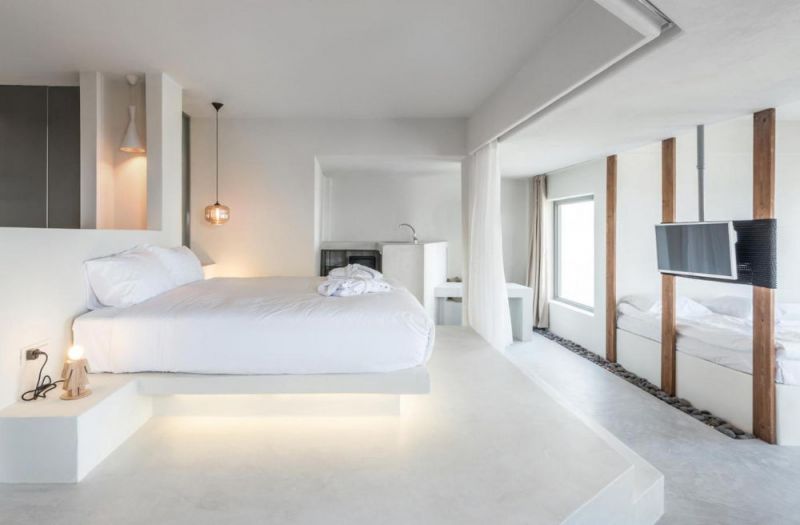 West East Suites 5*