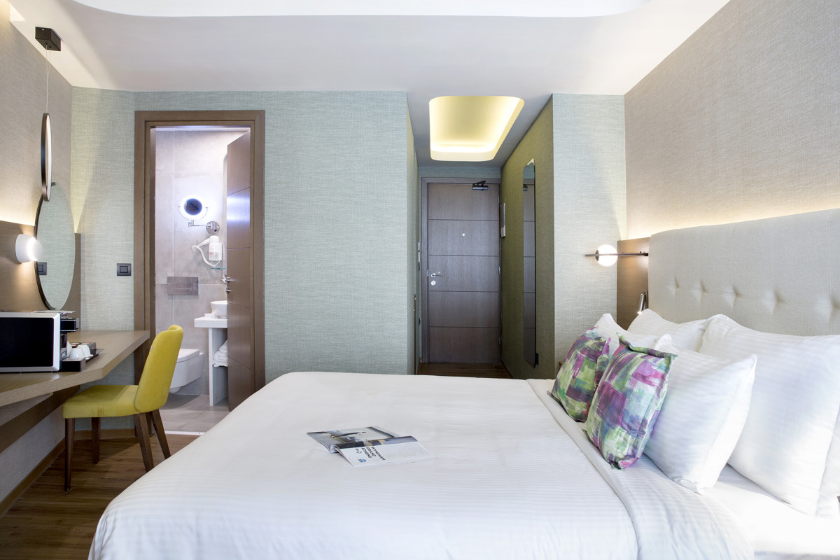 Wyndham Athens Residence 5*