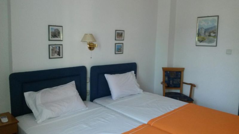 Xastero Hotel 2*