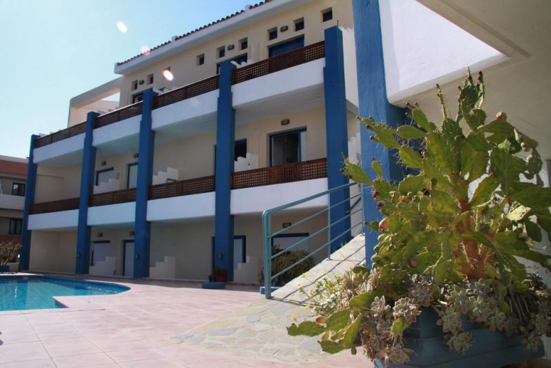 Yacinthos Hotel Apartments 2*