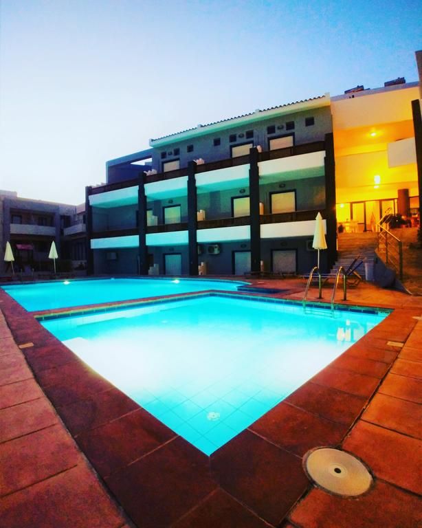 Yacinthos Hotel Apartments 2*