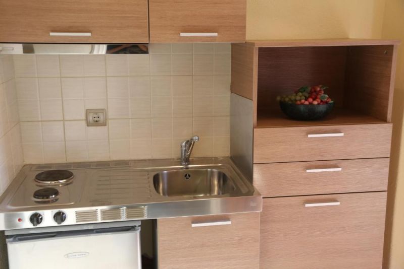 Zeus Hotel Afitos 3*