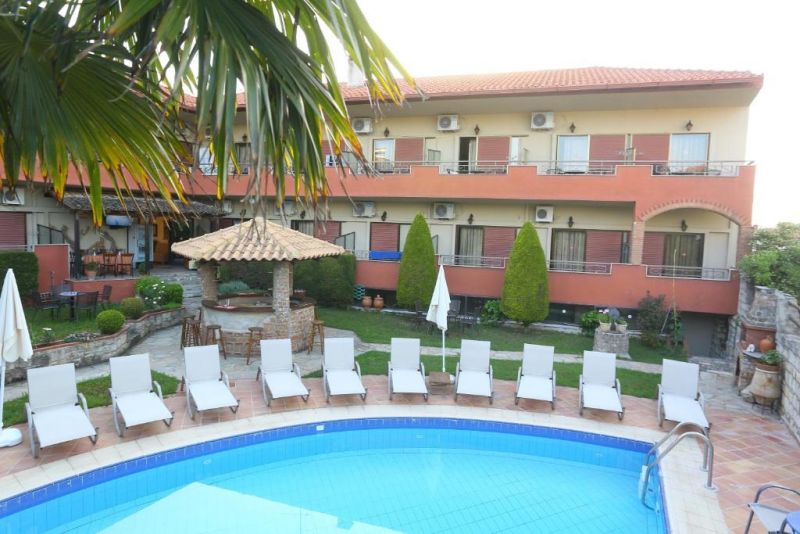 Zeus Hotel Afitos 3*