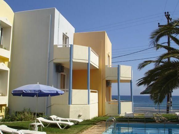 Zotis Aparthotel 2*