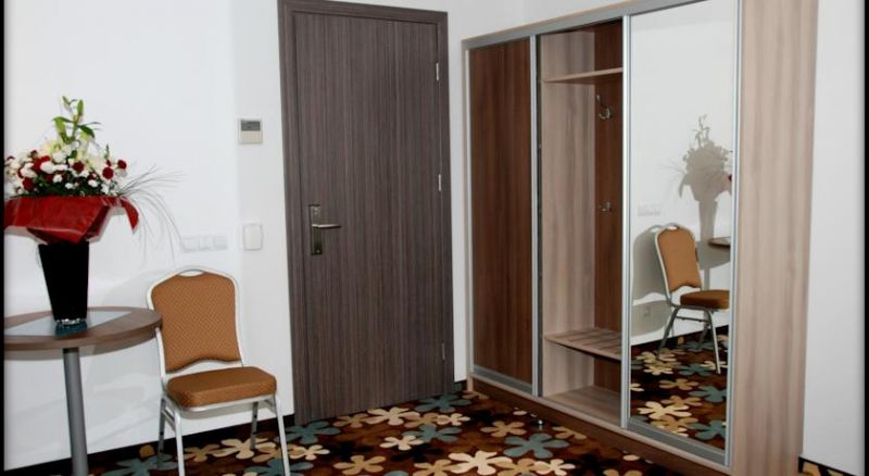 Algiro Hotel 3*