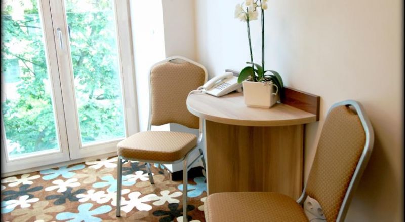 Algiro Hotel 3*