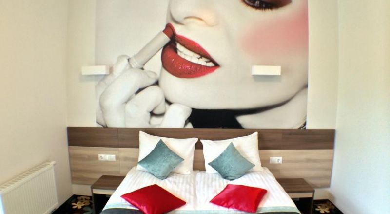 Algiro Hotel 3*