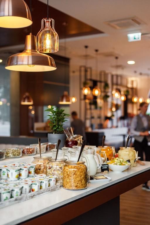 Courtyard By Marriott Vilnius City Center 4*