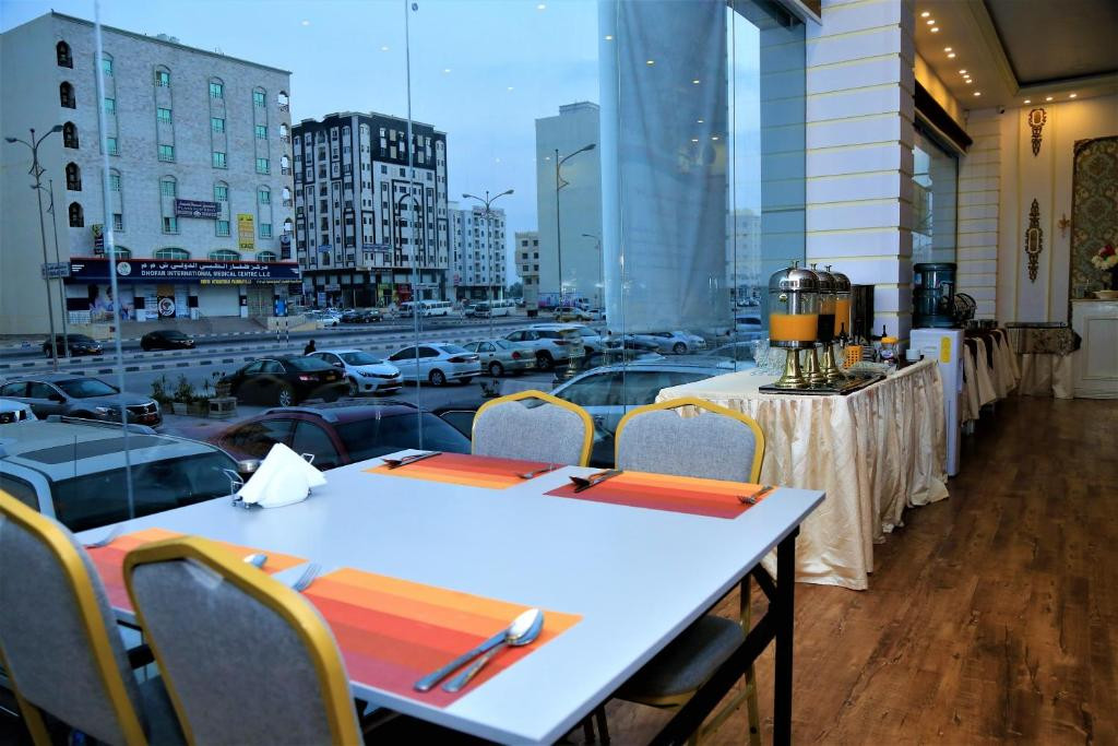 Al Dyafa Hotel Suites 3*