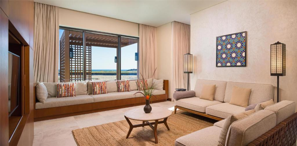Alila Hinu Bay 5*