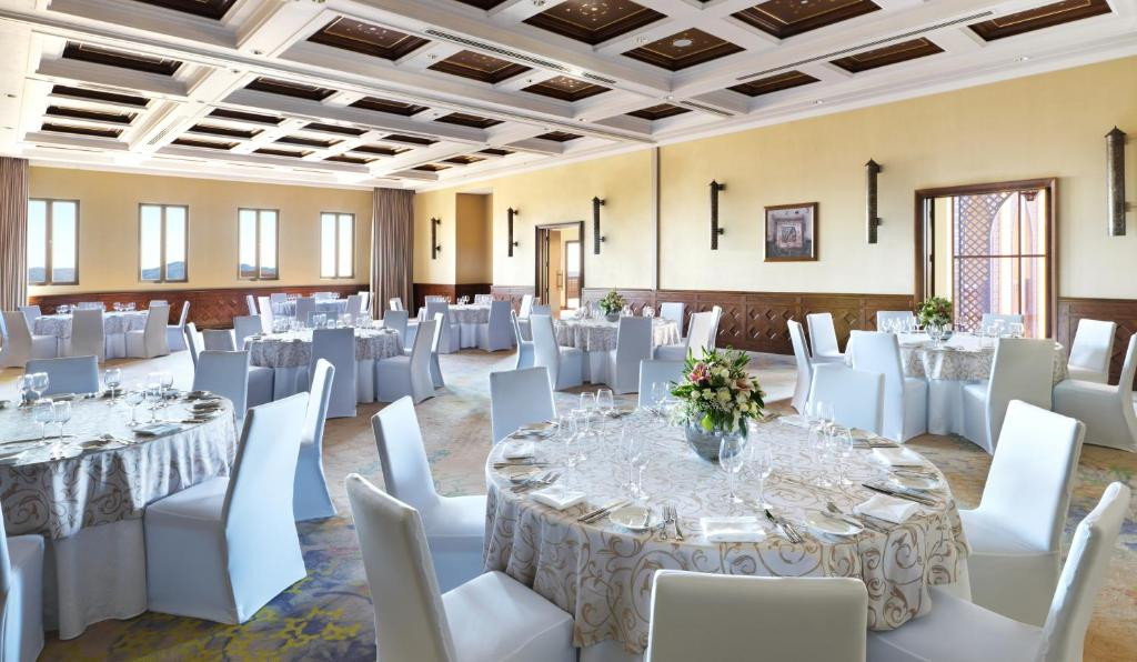 Anantara Al Jabal Al Akhdar Resort 5*
