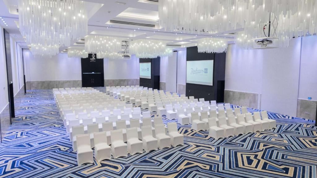 Radisson Blu Hotel Sohar 5*