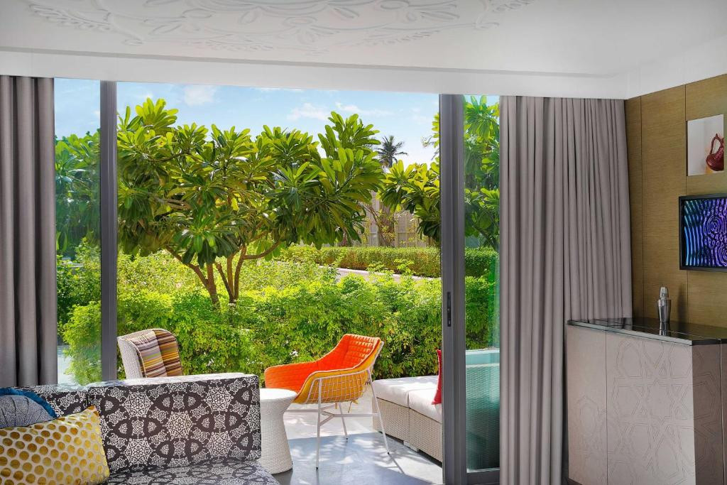 W Muscat 5*