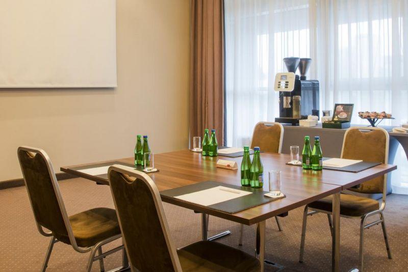 Golden Tulip Warsaw Centre 4*