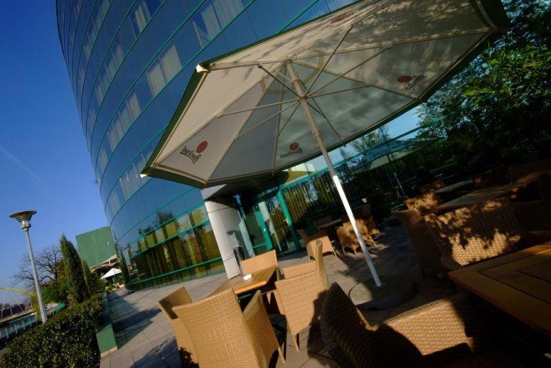 Hp Park Plaza 4*
