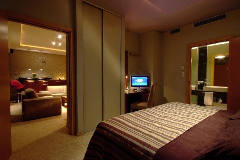 Hp Park Plaza 4*