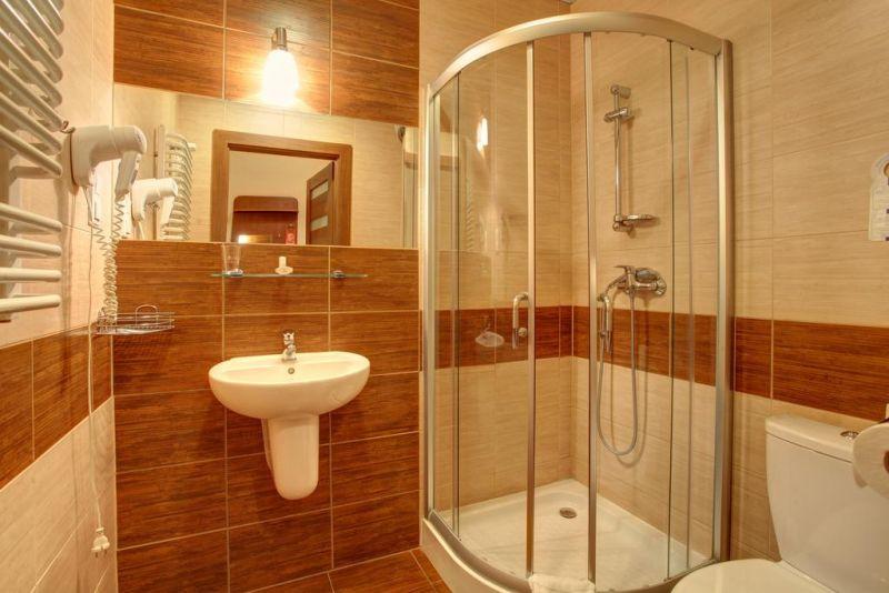 Lothus Hotel 3*