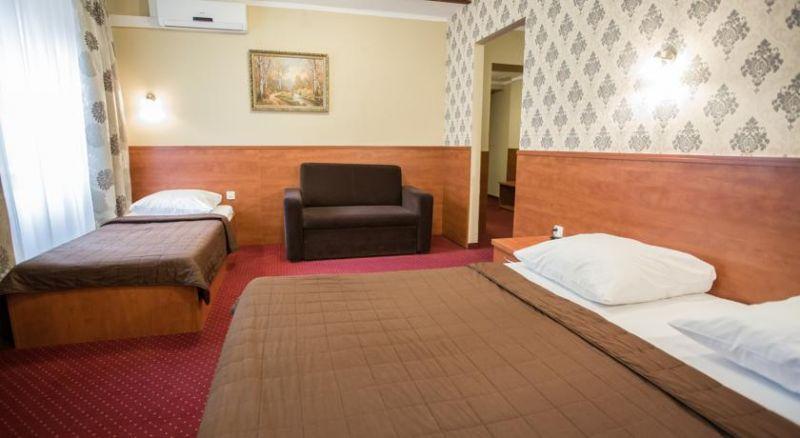 Maksymilian 3*