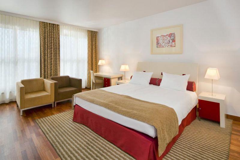 Mamaison Residence Diana 4*