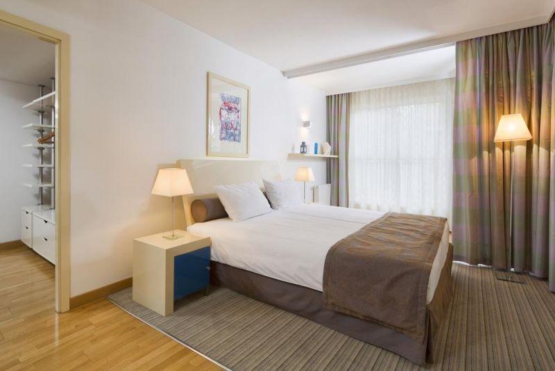 Mamaison Residence Diana 4*