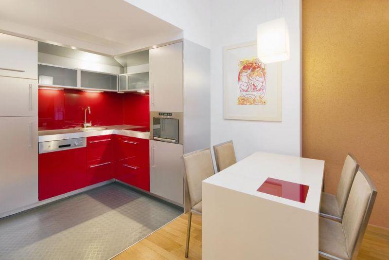 Mamaison Residence Diana 4*