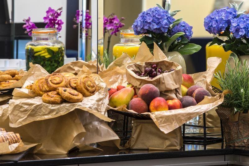 Radisson Blu Sobieski 4*