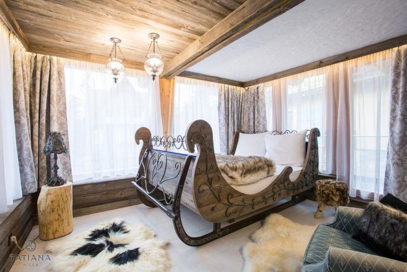 Tatiana Folk Villa 3*