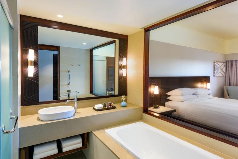 Marriott Resort Momi Bay 5*