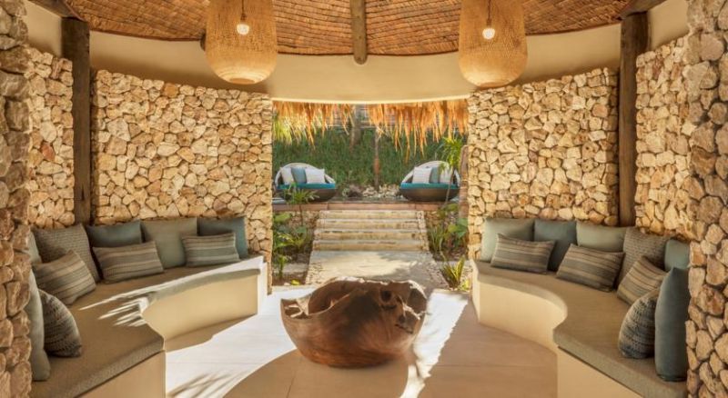 Six Senses Fiji 5*