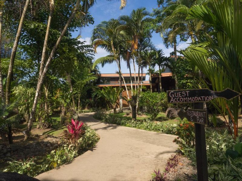 Uprising Beach Resort 3*