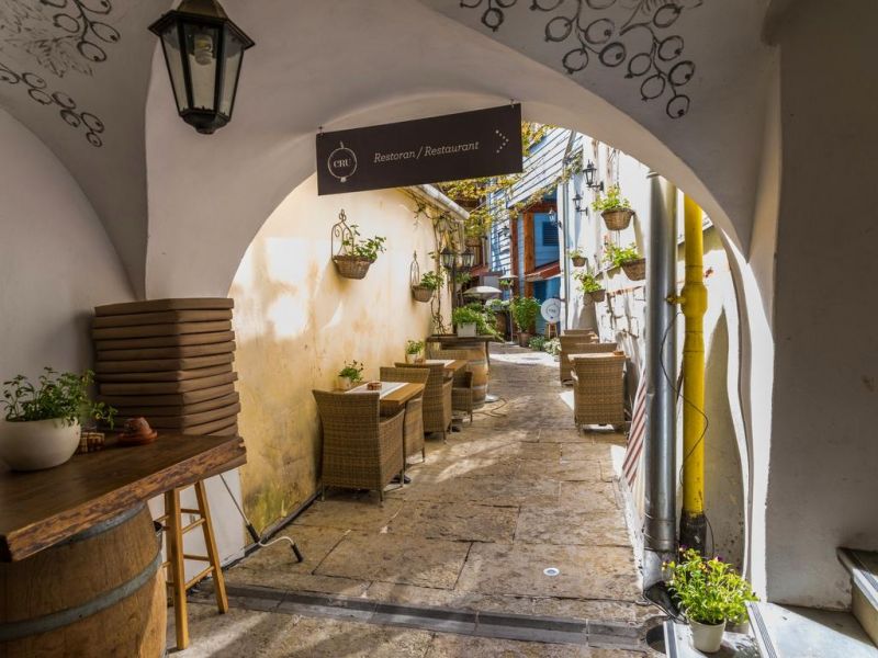 Cru Hotel 4*