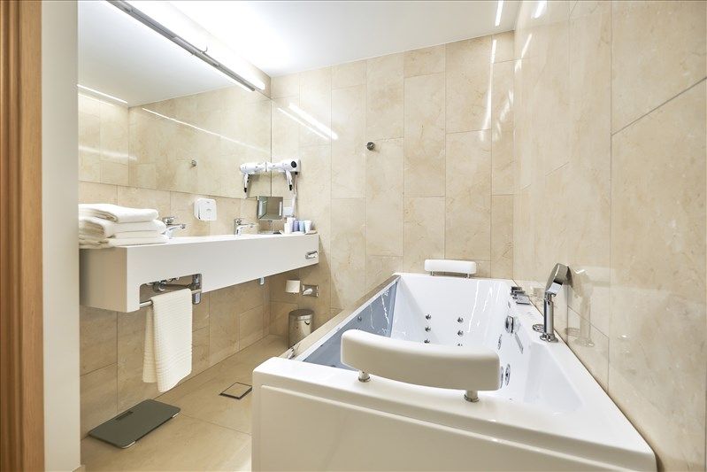 Metropol Spa 4*
