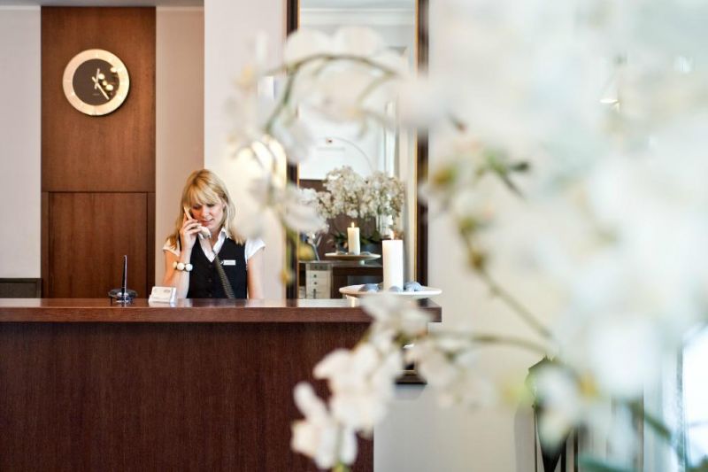 Unique The Von Stackelberg 4*