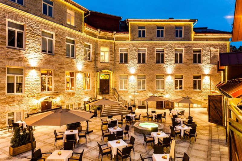 Unique The Von Stackelberg 4*