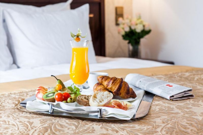 Unique The Von Stackelberg 4*